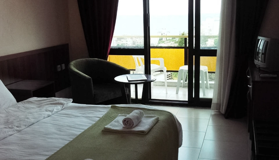 هتل وست آدا این کوش آداسی